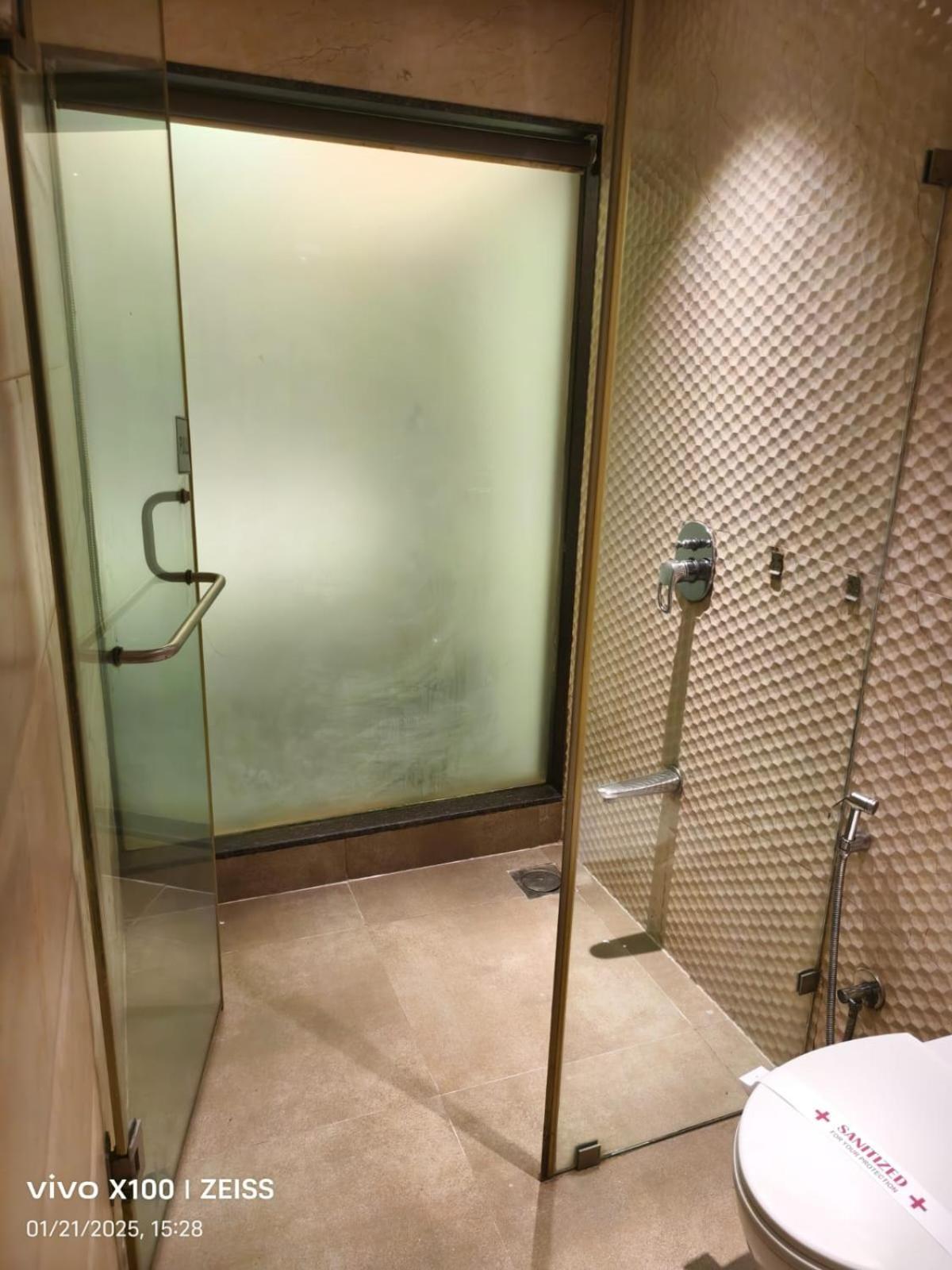 Hotel Dakshin Grandeur Нави Мумбай Екстериор снимка